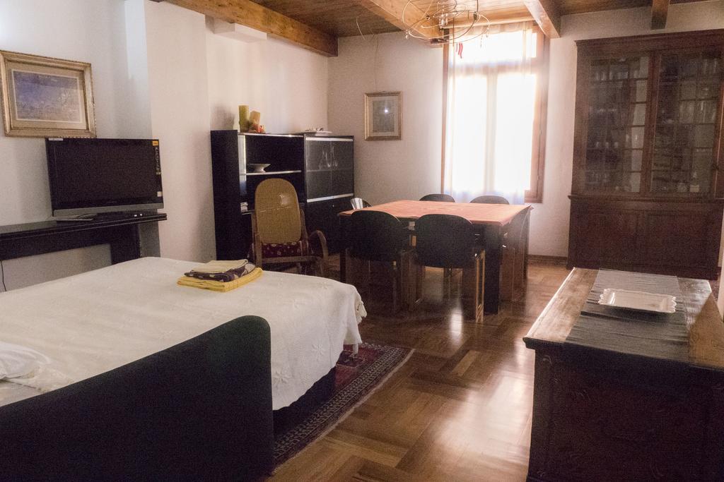 Casa Bella Pratello Apartment Bologna Luaran gambar